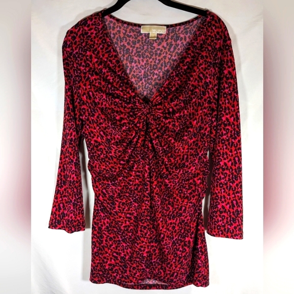 Michael Michael Kors Ruched V-Neck Red & Black Cat Print Blouse Size Small - Picture 1 of 8